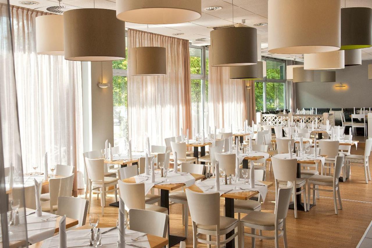 Holiday Inn Berlin City-East Landsberger Allee, An Ihg Hotel 외부 사진