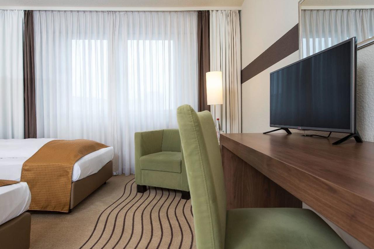 Holiday Inn Berlin City-East Landsberger Allee, An Ihg Hotel 외부 사진